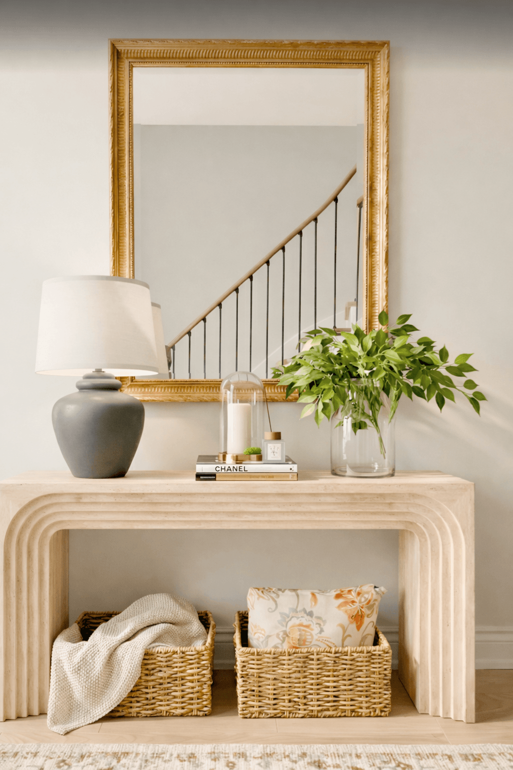 Toronto interior designer entryway styling by Mydas Interiors